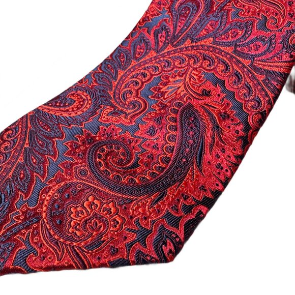 Hi-Density Blend Tie by Steven Land– Red Paisley with Blue & Purple Accents - Picture 4 of 4